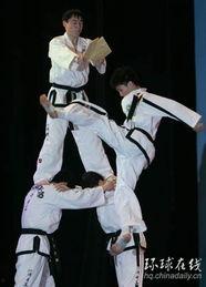 韩国在朝鲜演出视频,跨越界限的演出瞬间